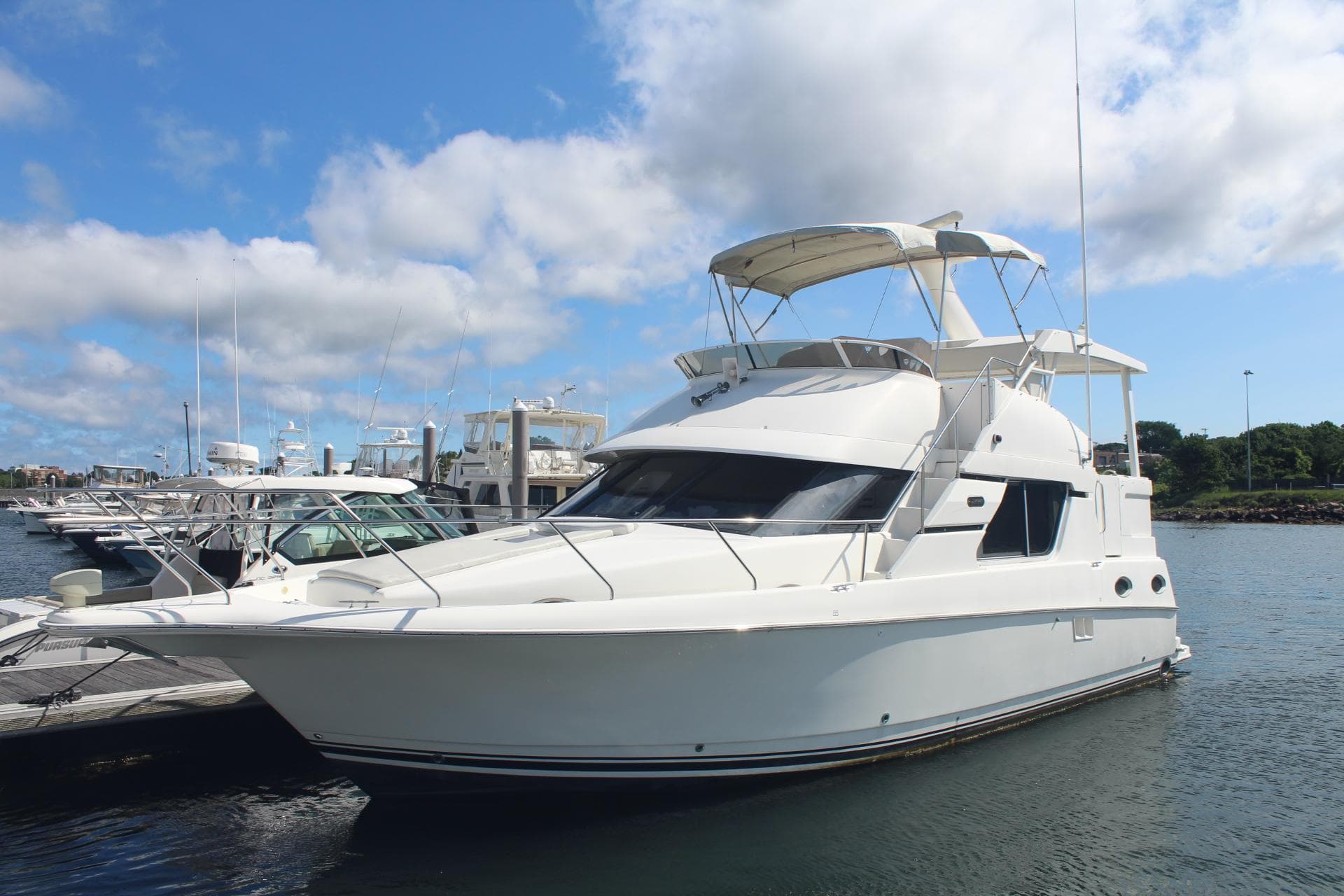 2000 Silverton 392 Motor Yacht