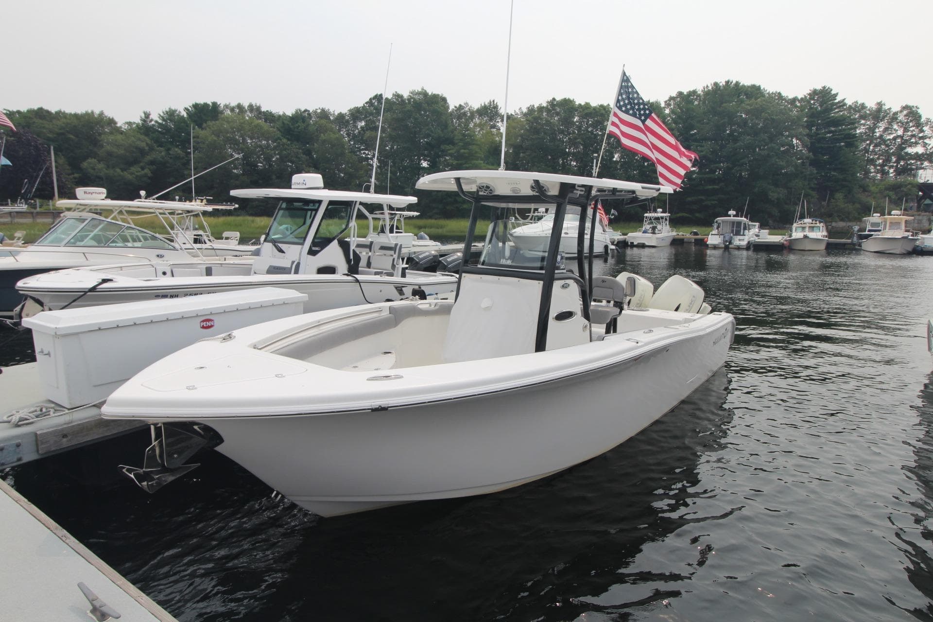2020 Sea Pro 259 Center Console