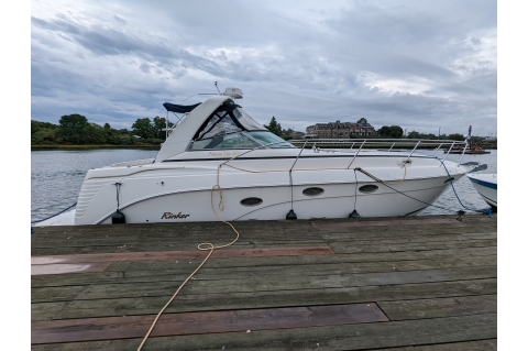 2006 Rinker Fiesta Vee