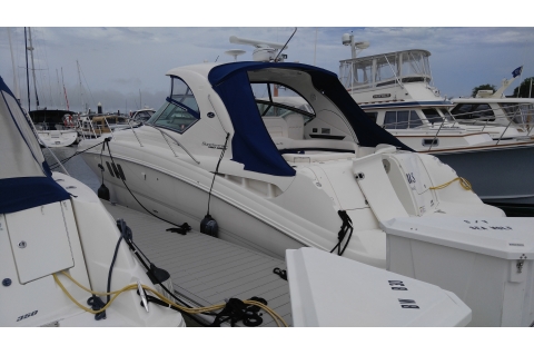 2011 Sea Ray 390 Sundancer