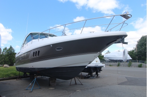 2013 Cruisers Yachts Sport Yacht 430