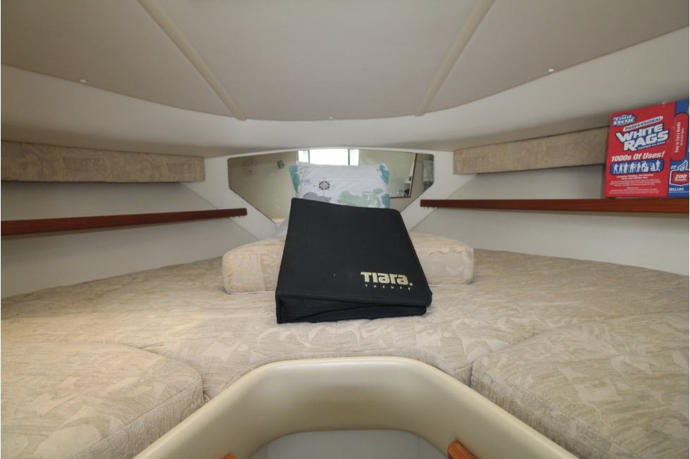 2001 Tiara Yachts 2900 Coronet